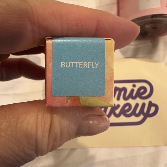 Hanni, Oceanly, Lime Crime-Jamie Makeup Bundle - Picture 6 of 14